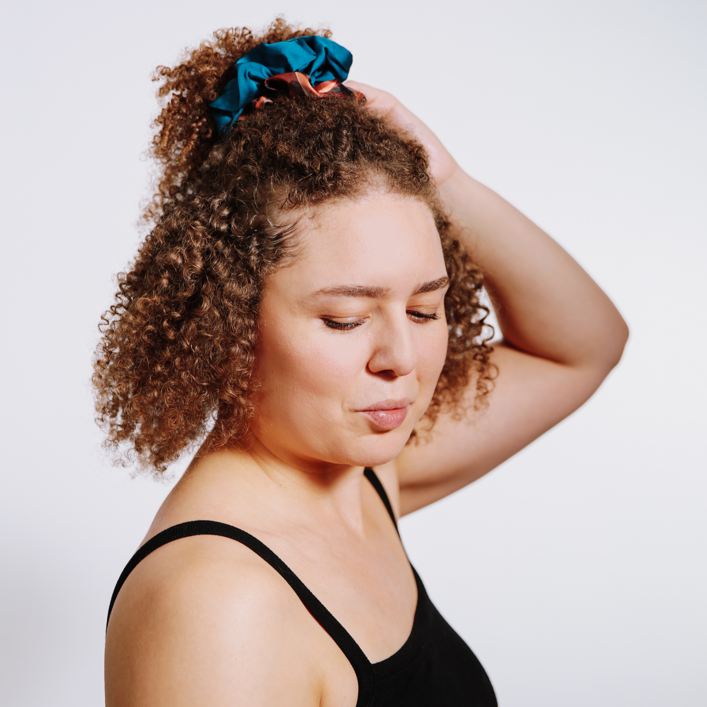 Luxe Satin Scrunchies (5-pack) - Limited Edition Cinnamon Swirl Collection