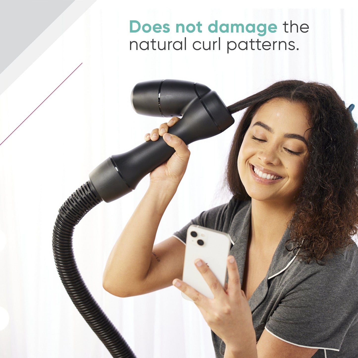 Does not damage the natural curl patterns.