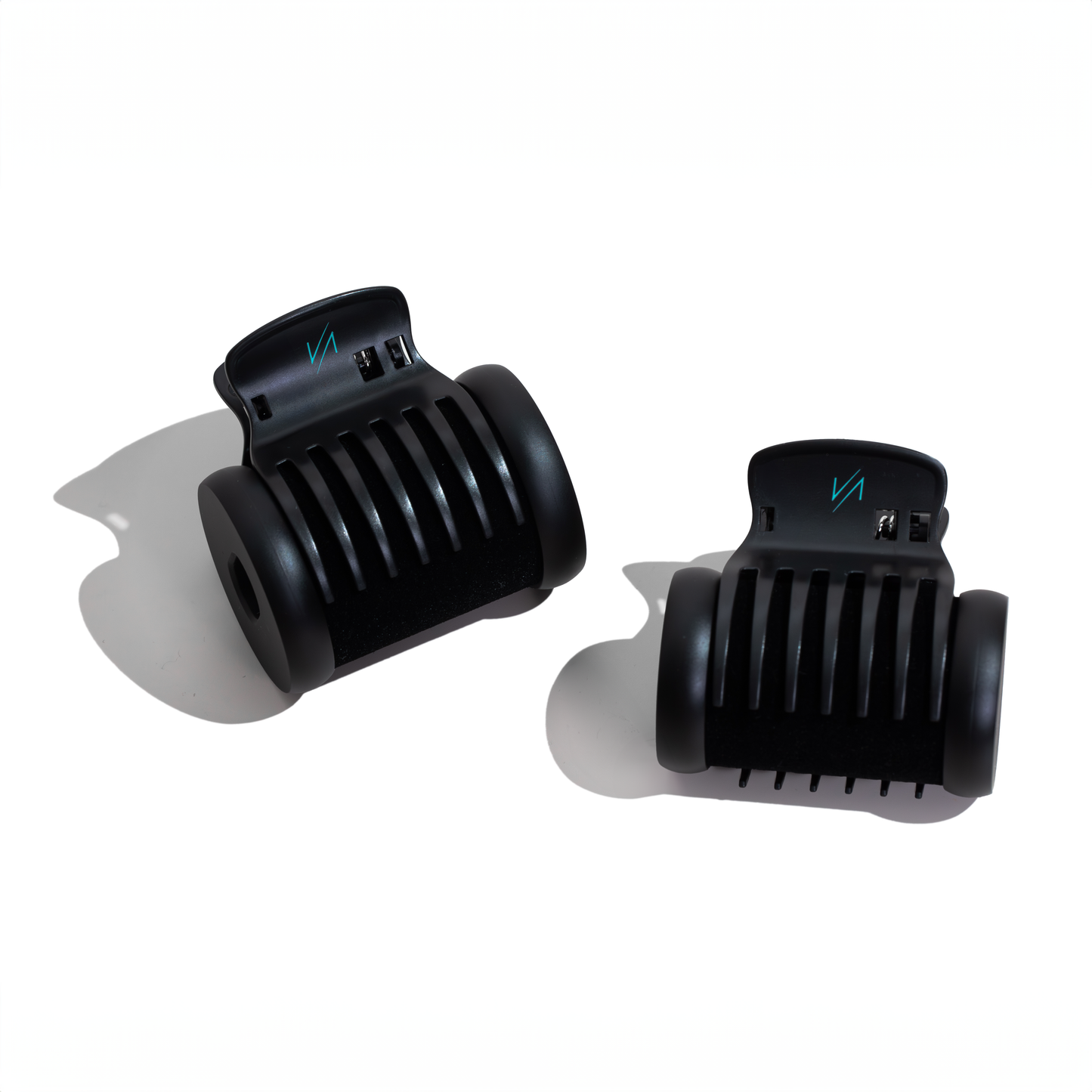2 Hot Rollers with a Crease Free Claw Clip 